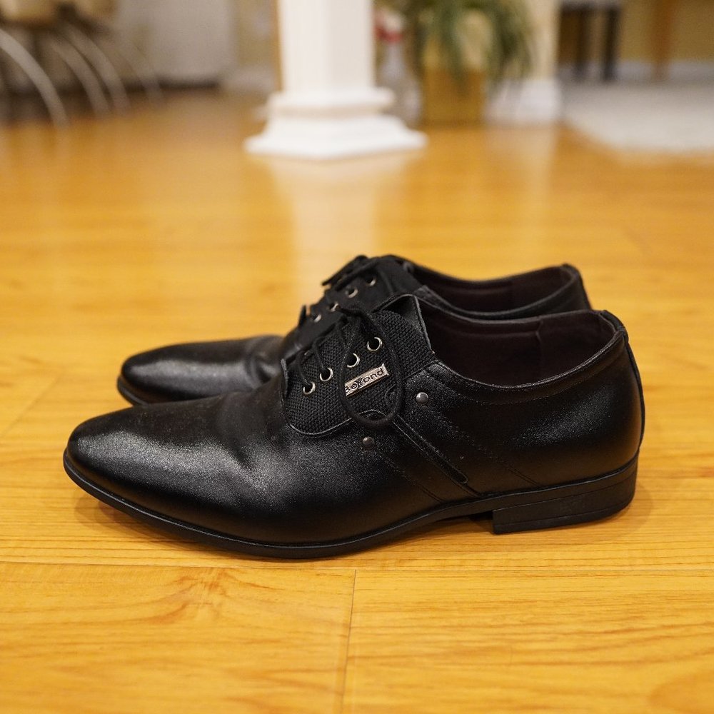 BRAND NEW IN BOX - Milsalwa Black Mens Shoes